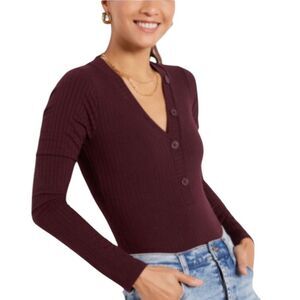 NWT Good American maroon Henley style ribbed bodysuit size extra small
